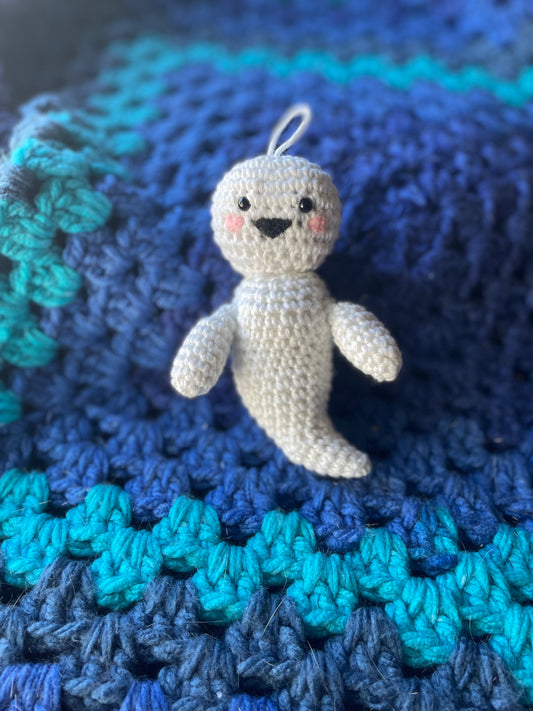 Glowing Grinning Ghost